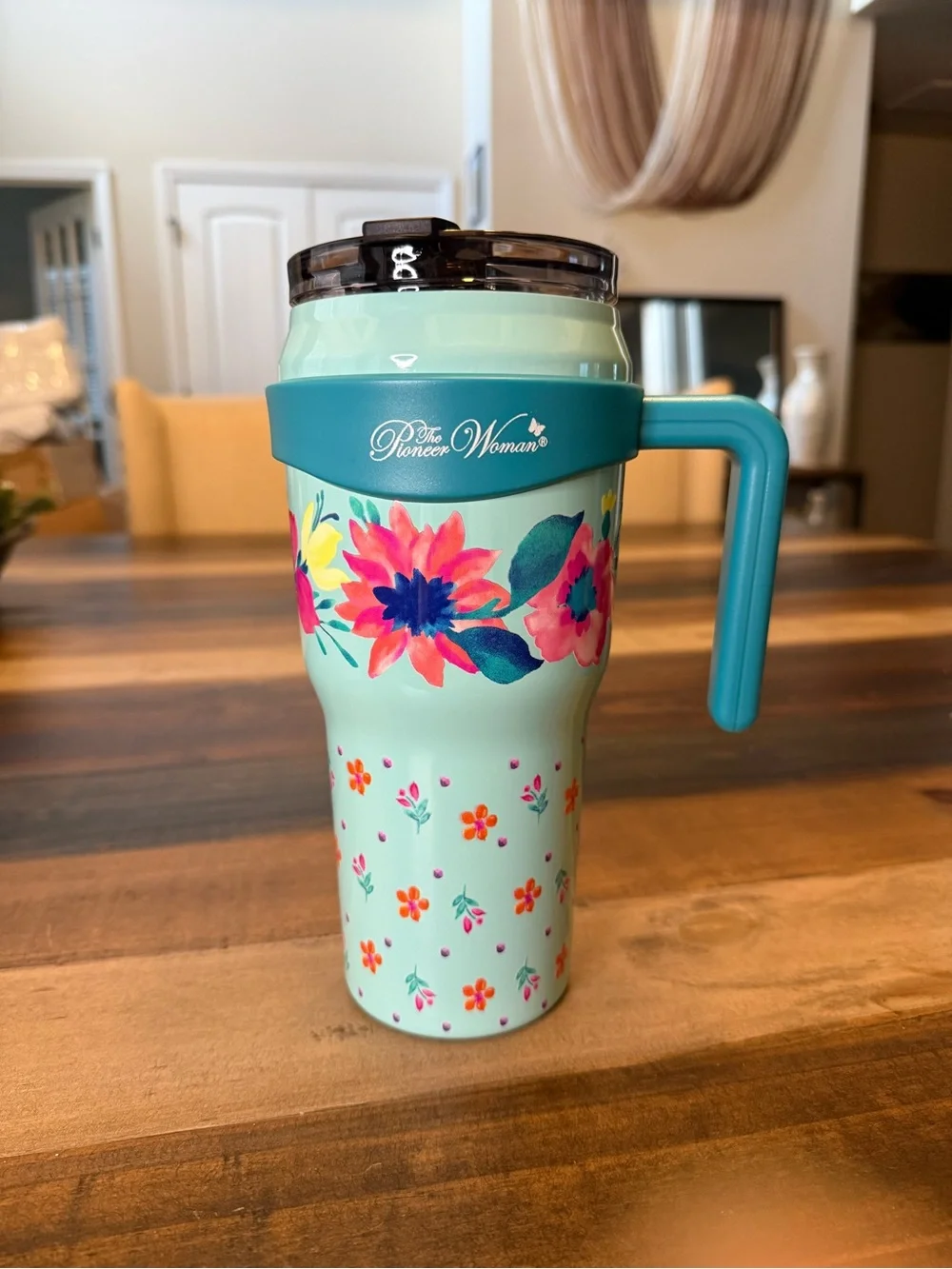 The Pioneer Woman Mint Floral Travel Mug with Teal Handle, 40oz